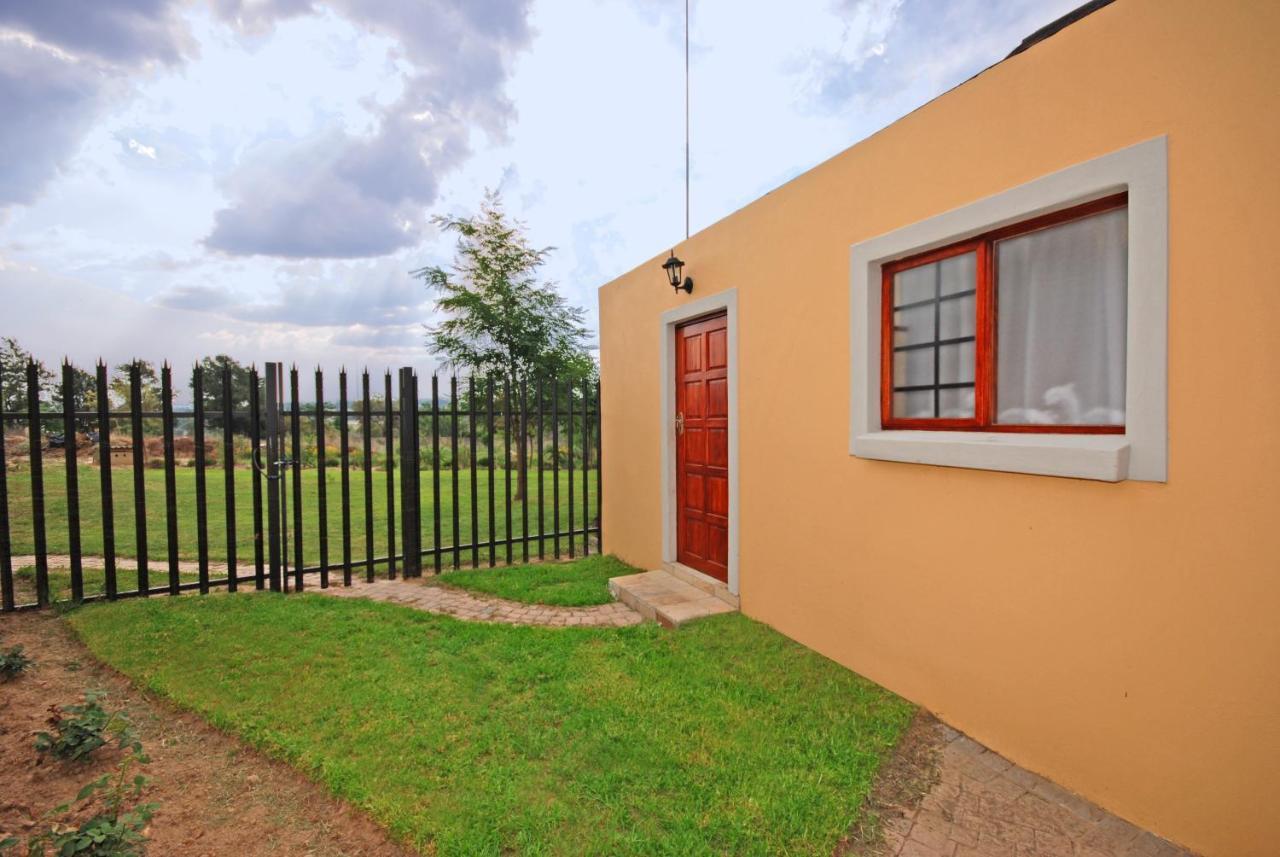 Hoopoe Haven Guest House Chartwell Экстерьер фото