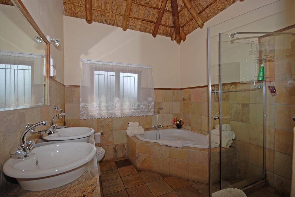 Hoopoe Haven Guest House Chartwell Экстерьер фото